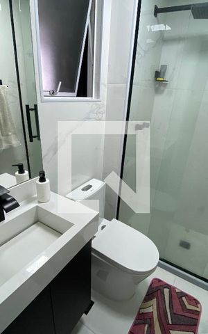 Apartamento para alugar com 47m², 2 quartos e sem vaga Apartamento para alugar com 47m², 2 quartos e sem vagaBanheiro