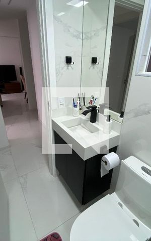 Apartamento para alugar com 47m², 2 quartos e sem vaga Apartamento para alugar com 47m², 2 quartos e sem vagaBanheiro