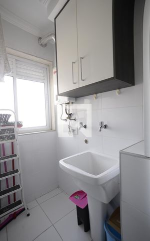 Apartamento para alugar com 55m², 2 quartos e 1 vagaÁrea de Serviço