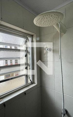 Apartamento à venda com 49m², 2 quartos e sem vaga Apartamento à venda com 49m², 2 quartos e sem vagaBanheiro