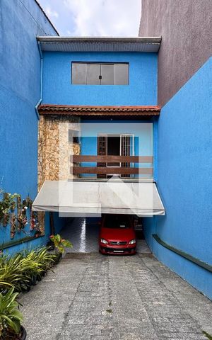 Casa à venda com 132m², 3 quartos e 4 vagasGaragem