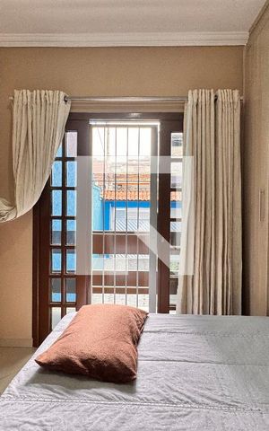 Casa à venda com 132m², 3 quartos e 4 vagasSuite