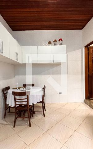 Casa à venda com 132m², 3 quartos e 4 vagasVaranda