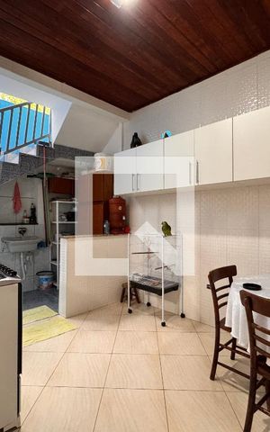 Casa à venda com 132m², 3 quartos e 4 vagasVaranda