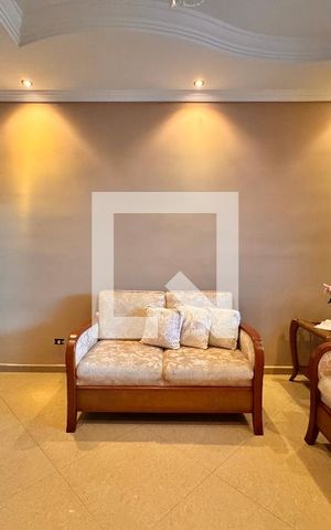 Casa à venda com 132m², 3 quartos e 4 vagasSala