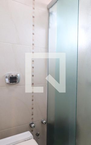 Casa à venda com 204m², 4 quartos e 2 vagasBanheiro 2