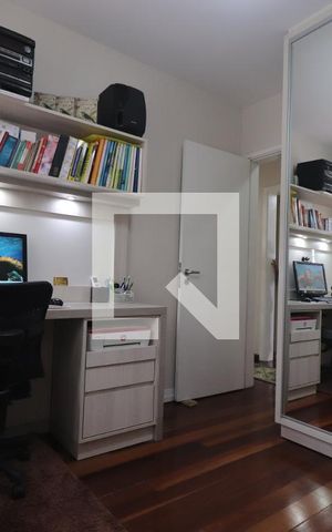Casa à venda com 204m², 4 quartos e 2 vagasQuarto 3