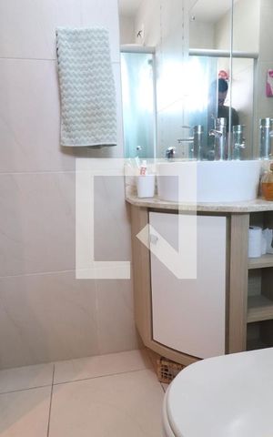 Casa à venda com 204m², 4 quartos e 2 vagasBanheiro 2