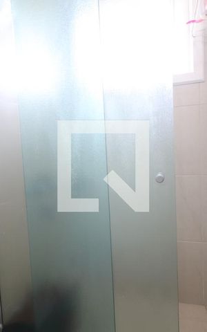 Casa à venda com 204m², 4 quartos e 2 vagasBanheiro 2