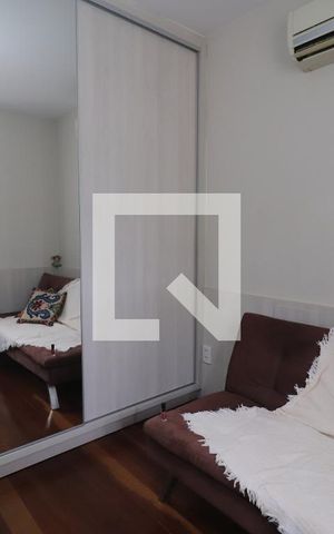 Casa à venda com 204m², 4 quartos e 2 vagasQuarto 3