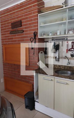 Casa à venda com 204m², 4 quartos e 2 vagasgaragem e churrasqueira