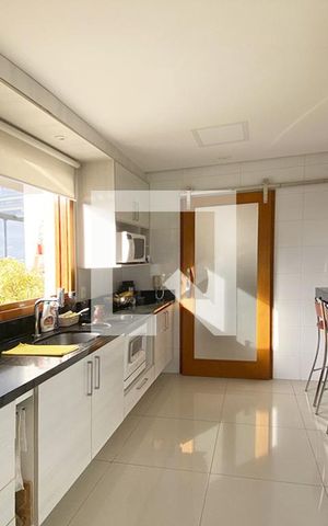 Apartamento à venda com 86m², 3 quartos e 1 vagaCozinha