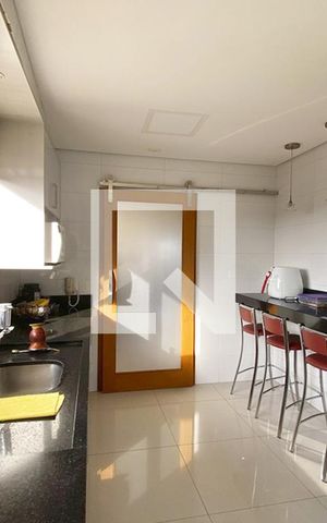 Apartamento à venda com 86m², 3 quartos e 1 vagaCozinha