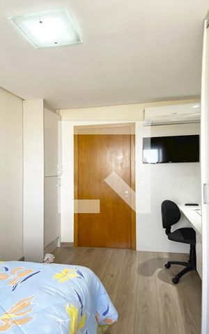 Apartamento à venda com 86m², 3 quartos e 1 vagaQuarto 2