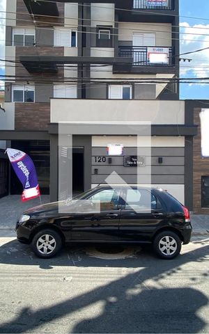 Apartamento à venda com 42m², 2 quartos e 1 vaga Apartamento à venda com 42m², 2 quartos e 1 vagaFachada