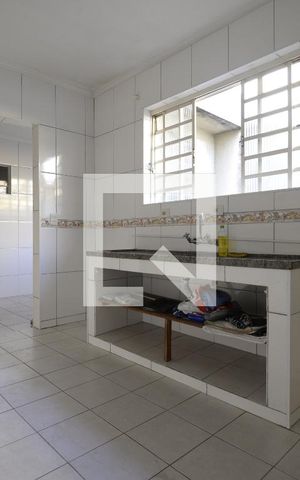 Apartamento à venda com 69m², 2 quartos e 1 vagaCozinha