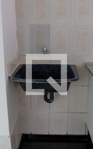 Casa para alugar com 49m², 2 quartos e sem vaga Casa para alugar com 49m², 2 quartos e sem vagaLavanderia