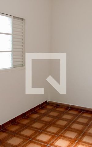 Casa para alugar com 49m², 2 quartos e sem vaga Casa para alugar com 49m², 2 quartos e sem vagaQuarto 1
