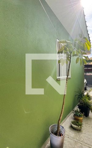 Casa à venda com 70m², 3 quartos e 4 vagas Casa à venda com 70m², 3 quartos e 4 vagasÁrea comum