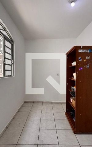 Casa à venda com 70m², 3 quartos e 4 vagas Casa à venda com 70m², 3 quartos e 4 vagasQuarto 2