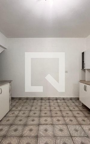Casa à venda com 70m², 3 quartos e 4 vagas Casa à venda com 70m², 3 quartos e 4 vagasCozinha