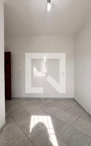 Casa à venda com 70m², 3 quartos e 4 vagas Casa à venda com 70m², 3 quartos e 4 vagasSuite