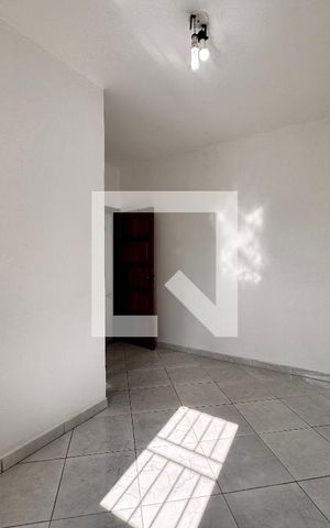 Casa à venda com 70m², 3 quartos e 4 vagas Casa à venda com 70m², 3 quartos e 4 vagasSuite