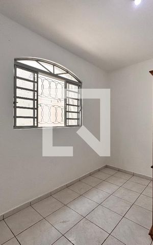 Casa à venda com 70m², 3 quartos e 4 vagas Casa à venda com 70m², 3 quartos e 4 vagasQuarto 2