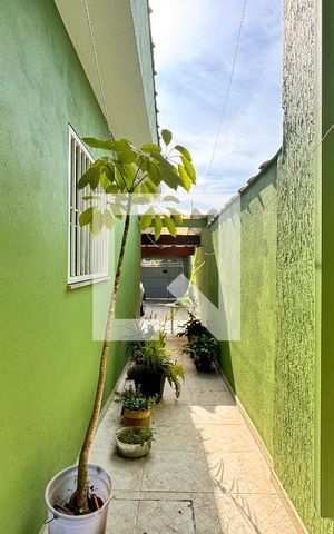 Casa à venda com 70m², 3 quartos e 4 vagas Casa à venda com 70m², 3 quartos e 4 vagasÁrea comum