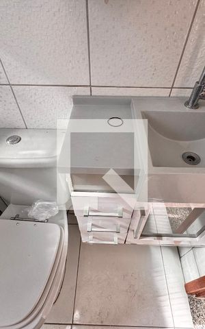 Casa à venda com 70m², 3 quartos e 4 vagas Casa à venda com 70m², 3 quartos e 4 vagasBanheiro da suíte