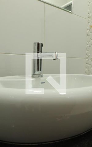Apartamento para alugar com 116m², 2 quartos e 2 vagasBanheiro
