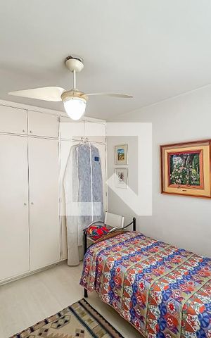 Apartamento à venda com 210m², 4 quartos e 3 vagas Apartamento à venda com 210m², 4 quartos e 3 vagasQuarto 4