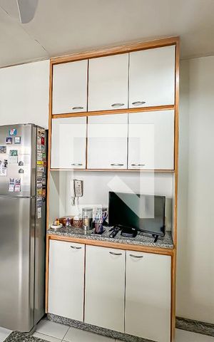 Apartamento à venda com 210m², 4 quartos e 3 vagas Apartamento à venda com 210m², 4 quartos e 3 vagasCozinha