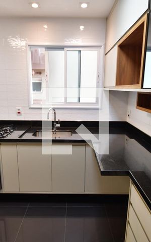 Apartamento à venda com 106m², 3 quartos e 2 vagasCozinha