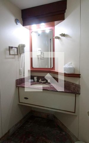Apartamento à venda com 42m², 1 quarto e 1 vaga Apartamento à venda com 42m², 1 quarto e 1 vagaBanheiro
