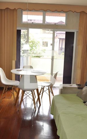 Apartamento à venda com 83m², 2 quartos e 1 vagaSala