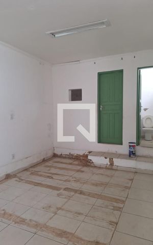 Casa à venda com 250m², 4 quartos e 5 vagasGalpão