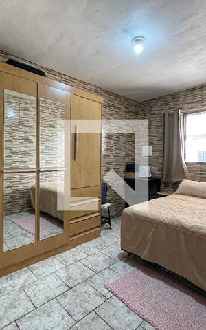 Casa à venda com 70m², 2 quartos e 1 vaga Casa à venda com 70m², 2 quartos e 1 vagaQuarto