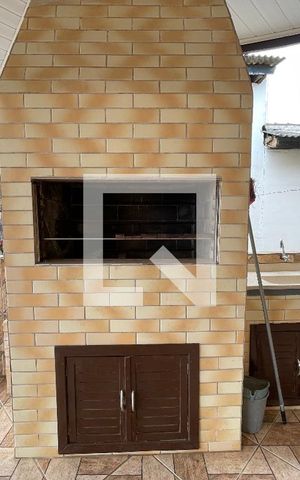 Casa à venda com 70m², 2 quartos e 1 vaga Casa à venda com 70m², 2 quartos e 1 vagaÁrea externa