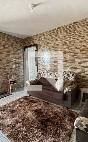 Casa à venda com 70m², 2 quartos e 1 vaga Casa à venda com 70m², 2 quartos e 1 vagaSala