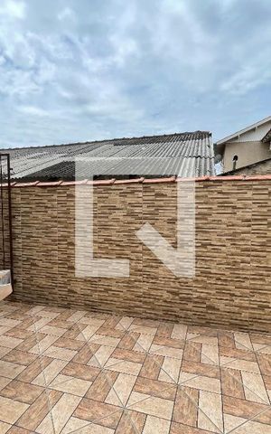Casa à venda com 70m², 2 quartos e 1 vaga Casa à venda com 70m², 2 quartos e 1 vagaÁrea externa