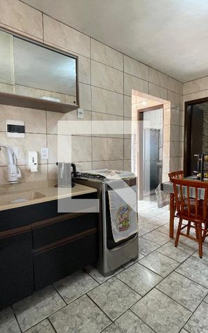 Casa à venda com 70m², 2 quartos e 1 vaga Casa à venda com 70m², 2 quartos e 1 vagaCozinha