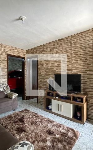 Casa à venda com 70m², 2 quartos e 1 vaga Casa à venda com 70m², 2 quartos e 1 vagaSala