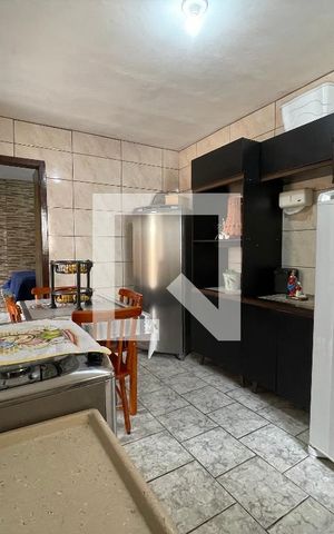 Casa à venda com 70m², 2 quartos e 1 vaga Casa à venda com 70m², 2 quartos e 1 vagaCozinha