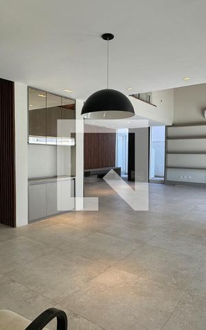 Casa de condomínio para alugar com 500m², 3 quartos e 4 vagasSala