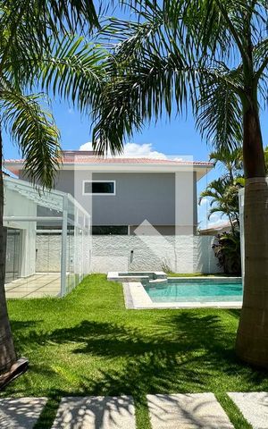 Casa de condomínio para alugar com 500m², 3 quartos e 4 vagasQuintal