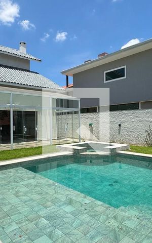 Casa de condomínio para alugar com 500m², 3 quartos e 4 vagasPiscina