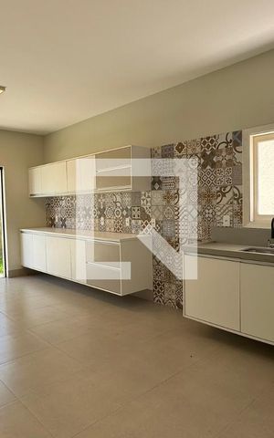 Casa de condomínio para alugar com 500m², 3 quartos e 4 vagasCozinha