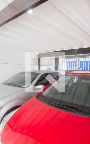 Casa à venda com 200m², 5 quartos e 2 vagas Casa à venda com 200m², 5 quartos e 2 vagasGaragem