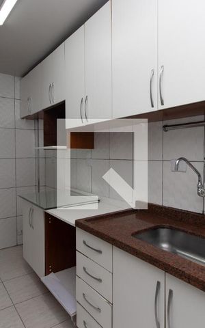 Apartamento à venda com 45m², 2 quartos e sem vaga Apartamento à venda com 45m², 2 quartos e sem vagaCozinha